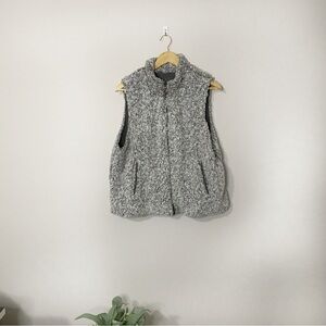 [Natural Reflections] White & Gray Cozy Sherpa Zip Up Vest